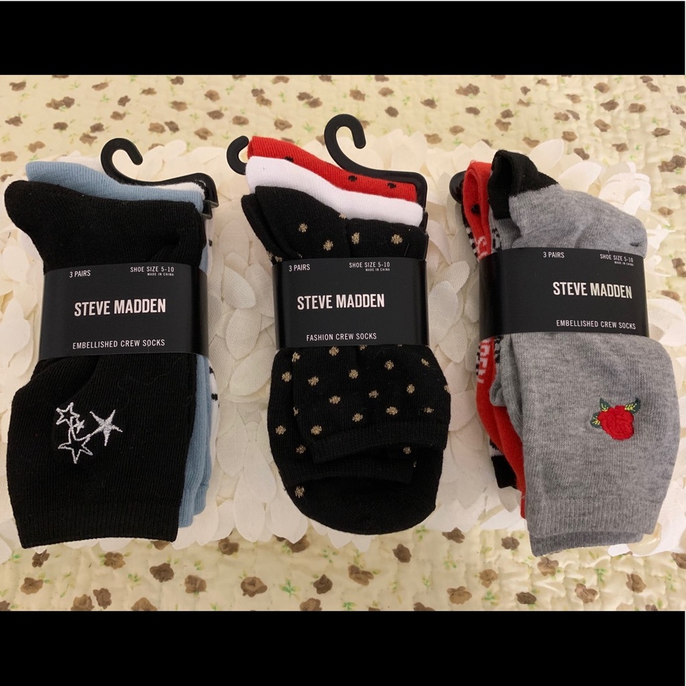 Steve Madden Embellished/Fashion Crew Socks